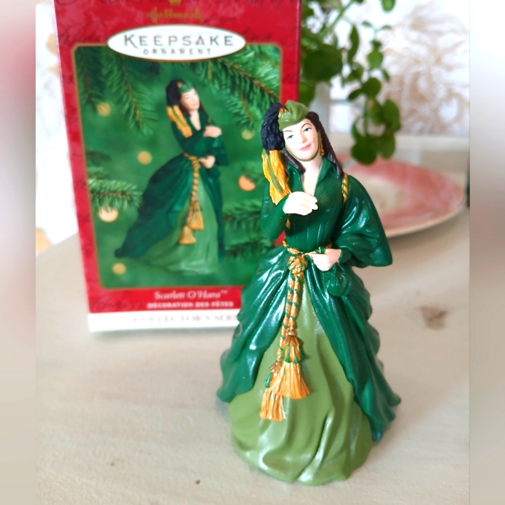 2000 Scarlet O'Hara Ornament